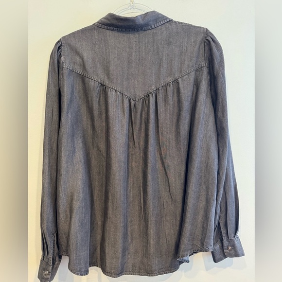 Jane + Delancey Gray Lyocell Button Down Shirt Size M - Picture 3 of 7